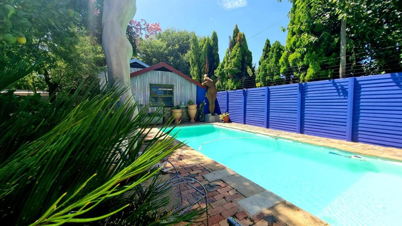 The Sculpture Yard 1 Apartment Pretoria Exterior photo