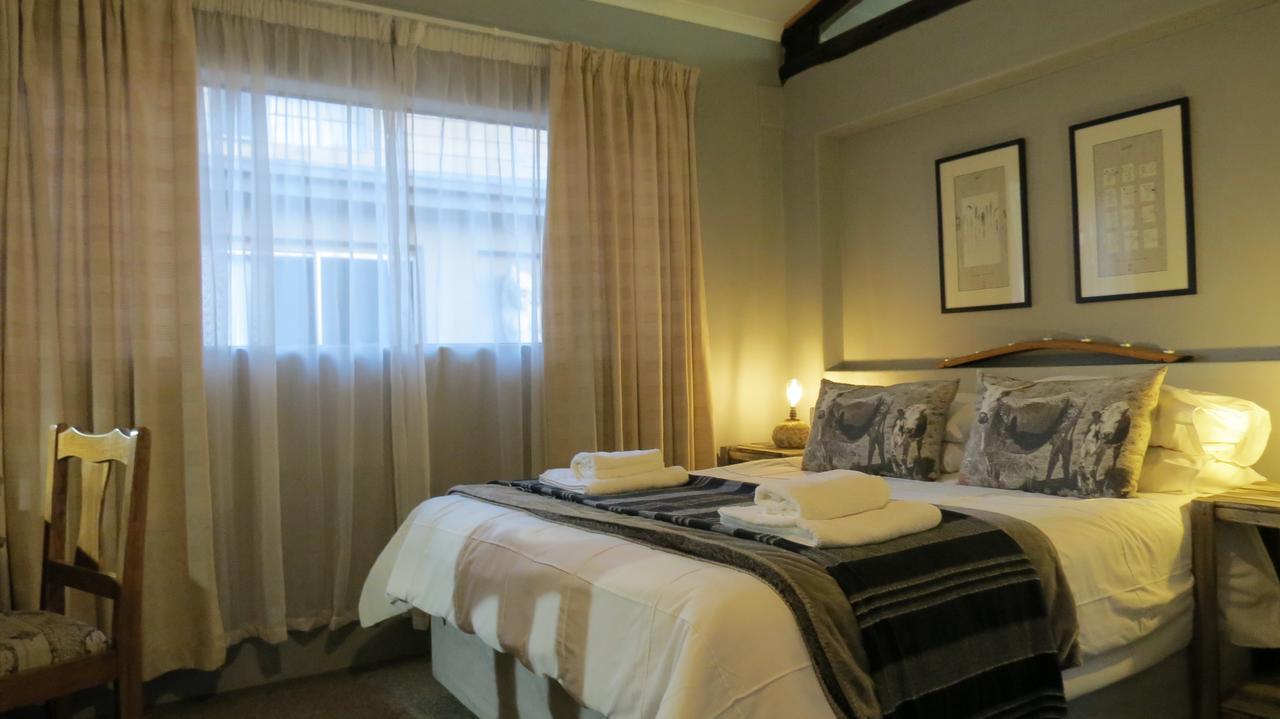 The Sculpture Yard 1 Apartment Pretoria Exterior photo